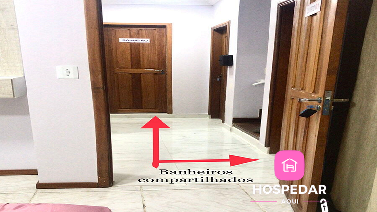 Hotel Flores - Quarto 1 com banheiro compartilhado