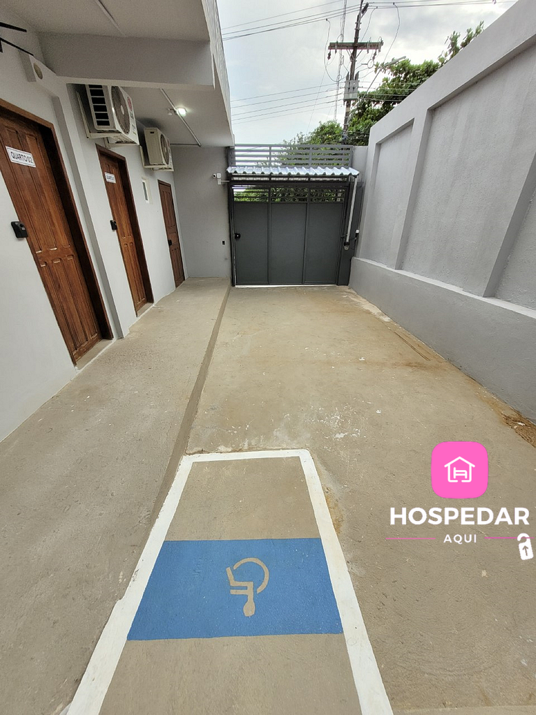 Hotel Dom Pedro -Quarto 2 - Banheiro Compartilhado