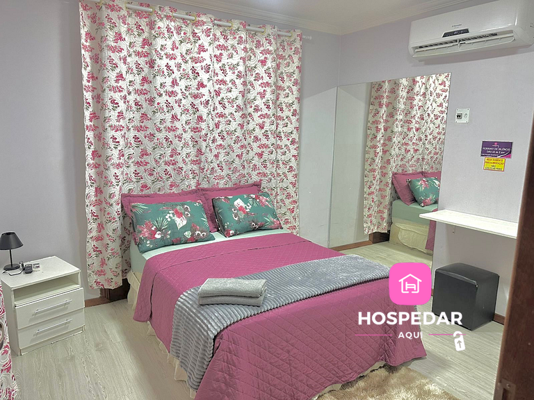 Hotel Flores - Quarto 1 com banheiro compartilhado