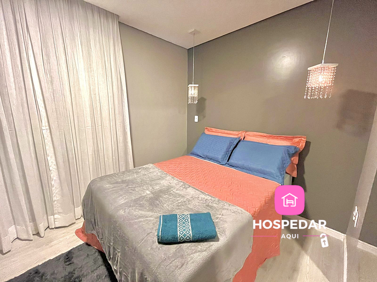 Hotel Flores - Quarto 1 com banheiro compartilhado