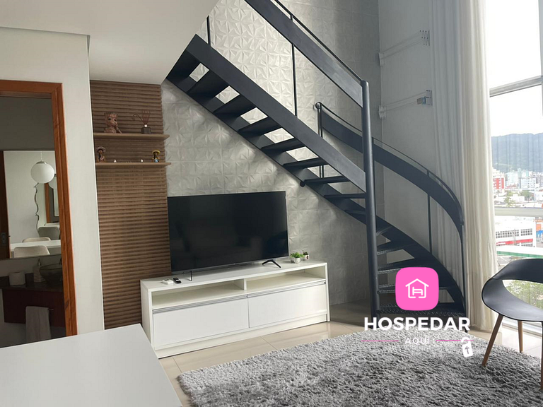 Saint Sebastian Flat 507