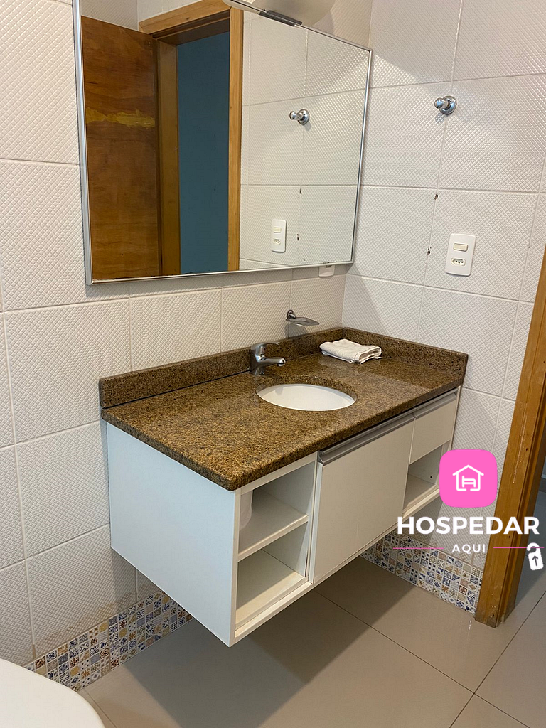 104 - Saint Sebastian Flat