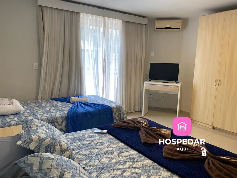 103 - Saint Sebastian Flat