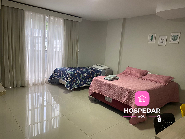 101 - Saint Sebastian Flat